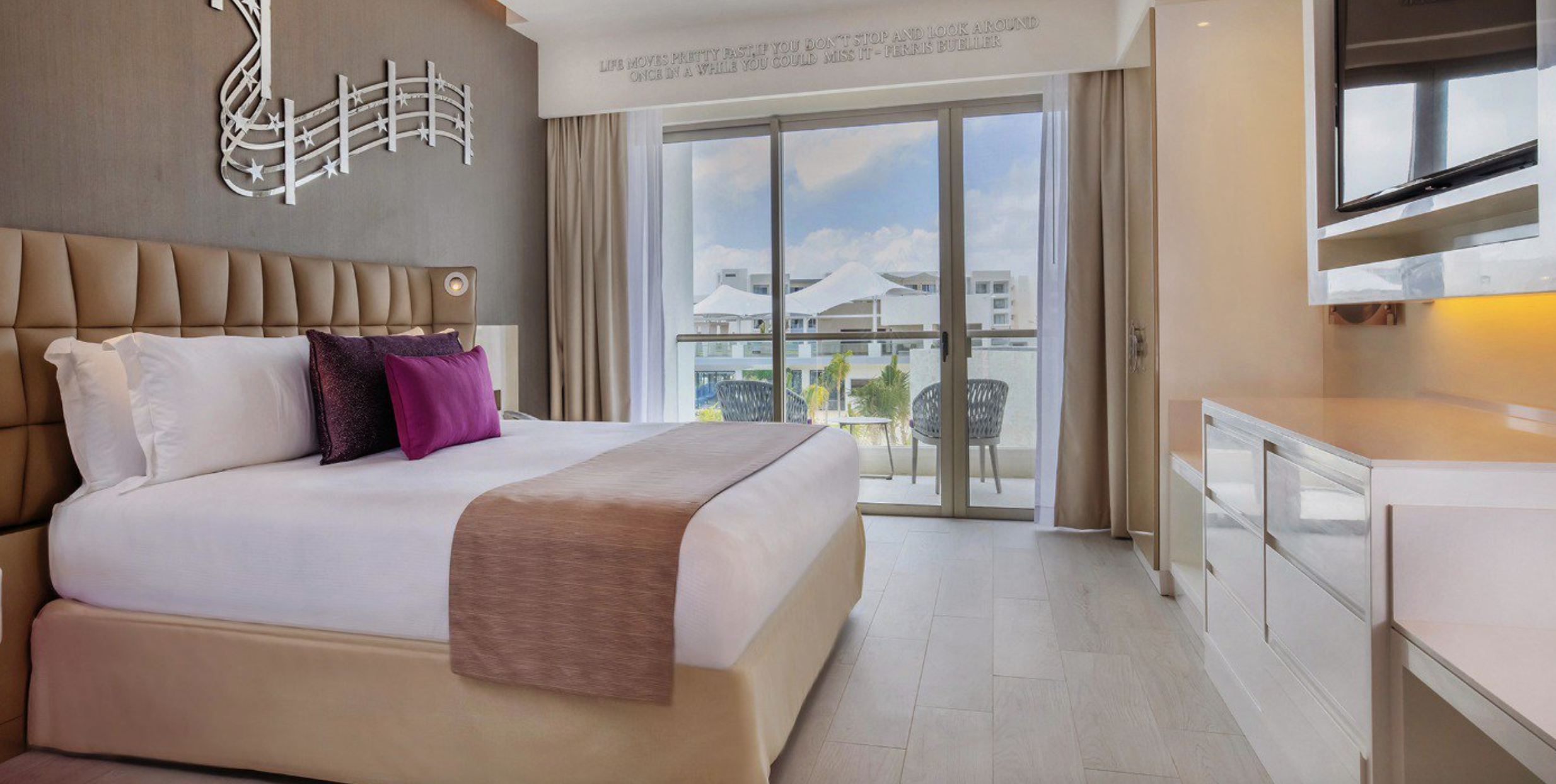 Entourage Suite PH Cancun